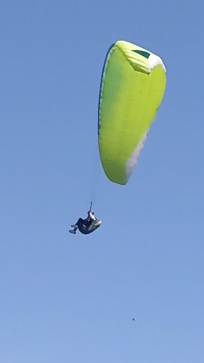 Burdur.Yamaç Paraşütü Takof