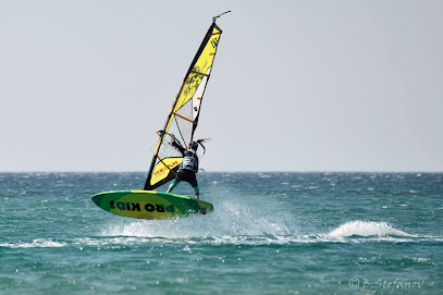 Crazy Island Windsurf and Kite Center