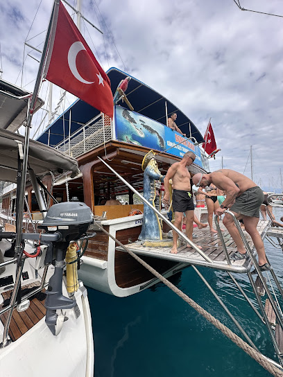 Doruk Deniz Tur Teknesi
