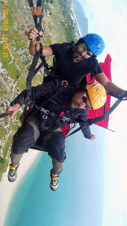 Gelincik Tepesi Yamaç Paraşütü