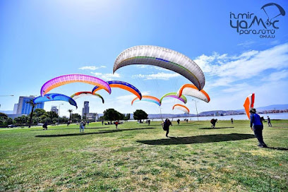 İzmir Yamaç Paraşütü Okulu