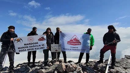 Mereto Dağı Zirvesi