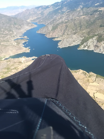 Oğuzlar Yamaç Paraşütü Alanı