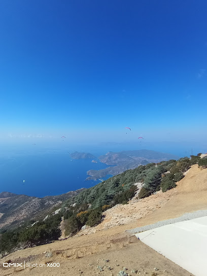 Paragliding in oludeniz babadag mountain
