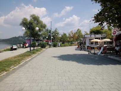 Sapanca Gölü Yürüyüş Yolu