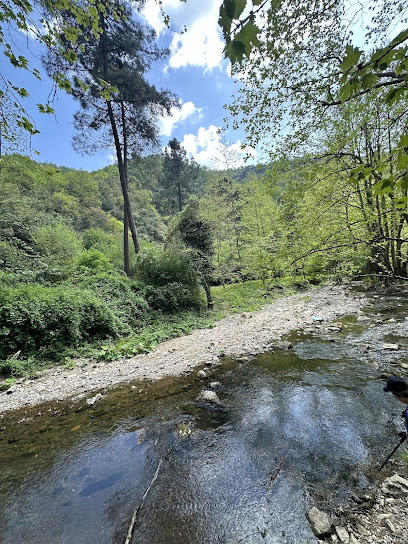 Umuttepe den Çınarlıdereye yürüyüş parkuru başlangıcı