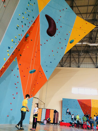 Yomra Tırmanış Duvarı